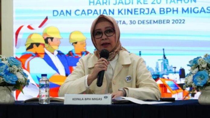 kepala-badan-pengatur-hilir-minyak-dan-gas-bumi-bph-migas-erika-retnowati-1230