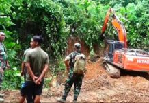 TNI Buka Kembali Akses Jalan Menuju Makam Pahlawan Cut Meutia Di Aceh Utara