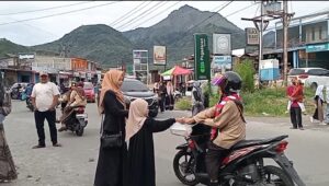 Berbagi Takjil
