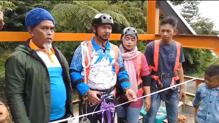 Wahana Flying Fox