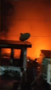 Terbakar