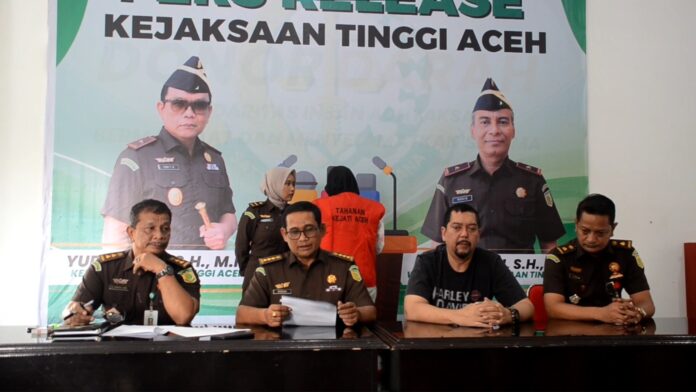 Dosen Ditangkap