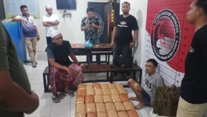 Aksi Polisi Menyamar
