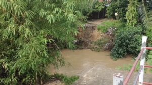 Bantaran Sungai
